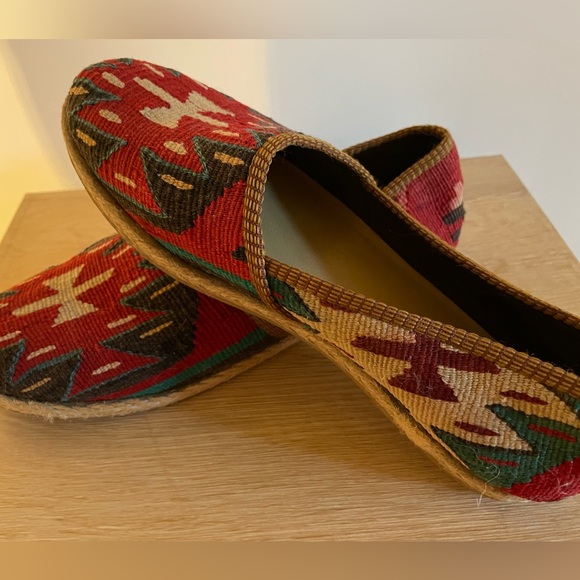 Women’s Artemis Kilim Loafers (Size 9) - Picture 2 of 8